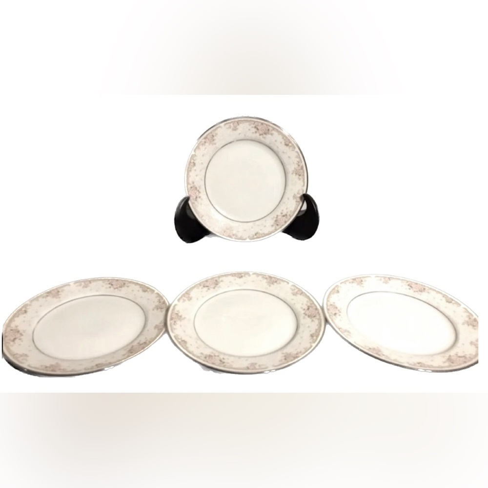 Royal Prestige “Chelsea” Bread & Butter Plates